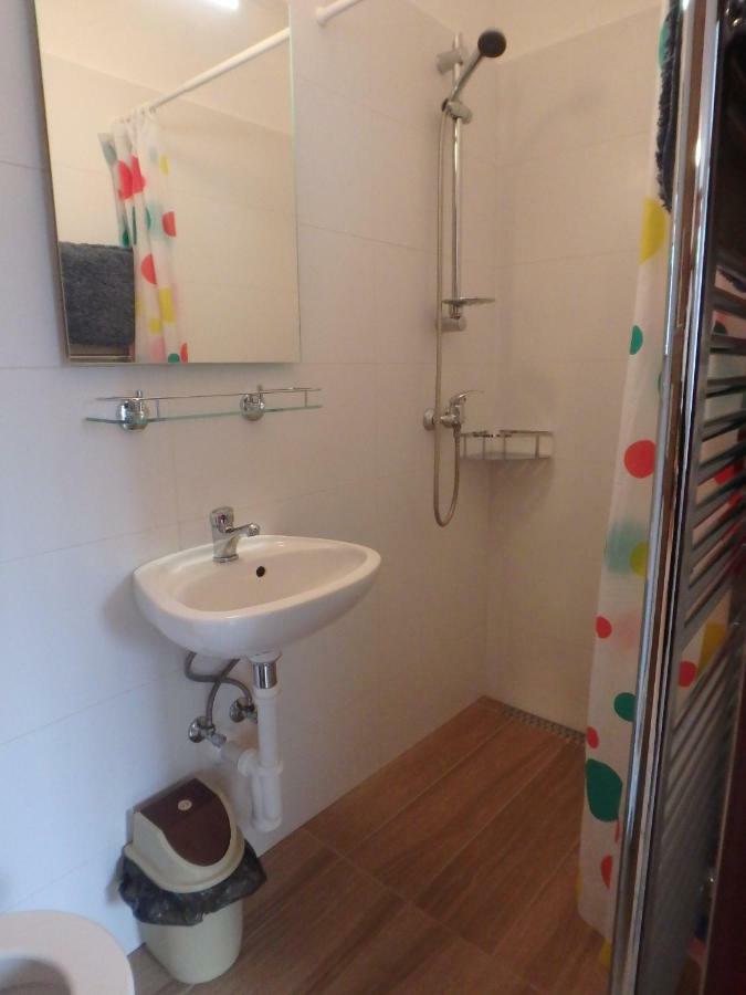 Apartments Vecernik Rokytnice 로끼뜨니쩨나드이제로우 외부 사진